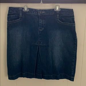 Harold’s denim skirt